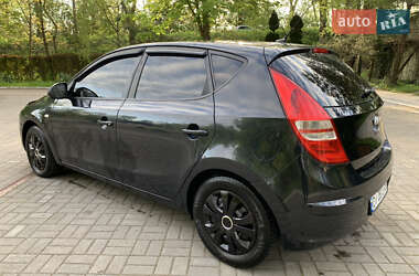 Хэтчбек Hyundai i30 2007 в 