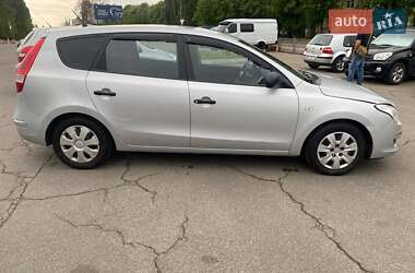 Универсал Hyundai i30 2008 в 