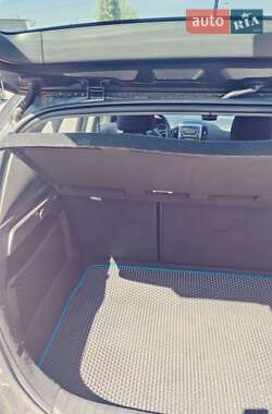 Хэтчбек Hyundai i30 2011 в 