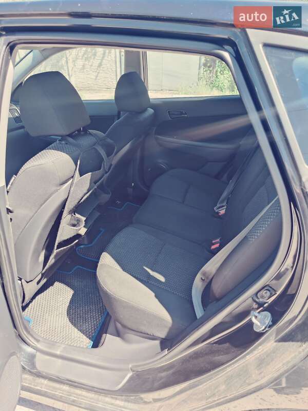 Хэтчбек Hyundai i30 2011 в Днепре