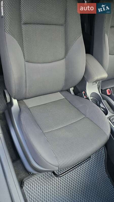 Універсал Hyundai i30 2012 в Яремчі
