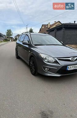 Універсал Hyundai i30 2011 в 