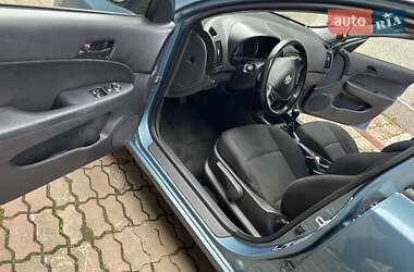 Универсал Hyundai i30 2009 в 