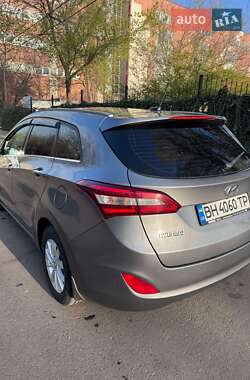 Универсал Hyundai i30 2012 в 