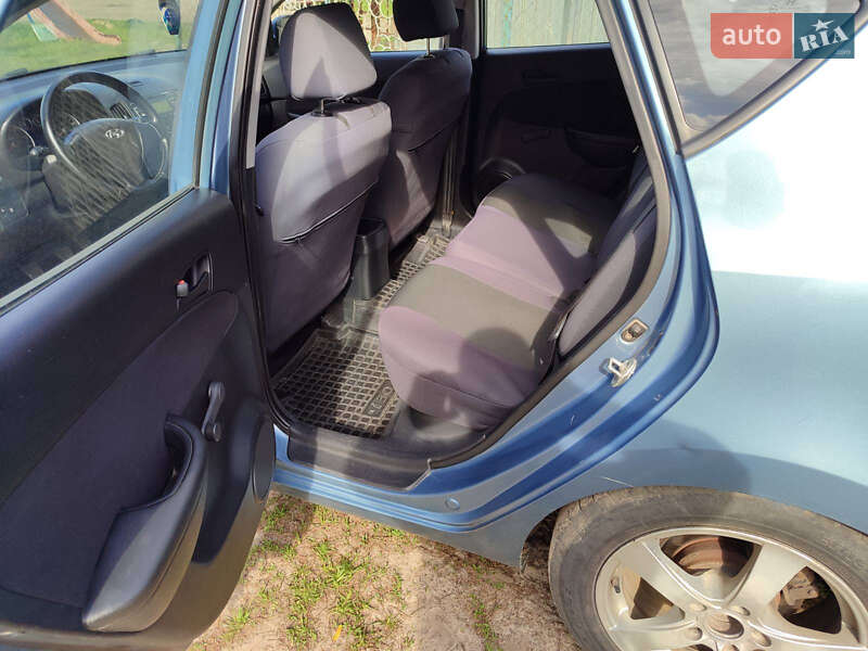Хэтчбек Hyundai i30 2007 в Киеве