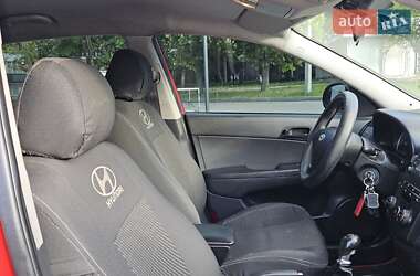 Хэтчбек Hyundai i30 2010 в 