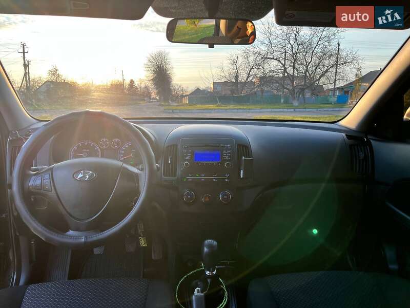 Хетчбек Hyundai i30 2010 в Маньківці