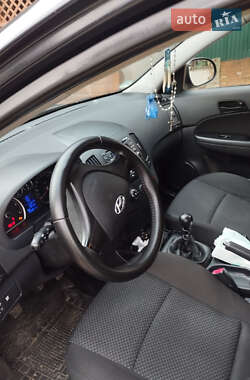 Універсал Hyundai i30 2009 в 