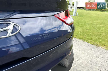 Фастбек Hyundai i30 2019 в 