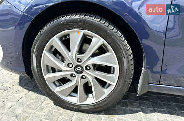 Фастбек Hyundai i30 2019 в 