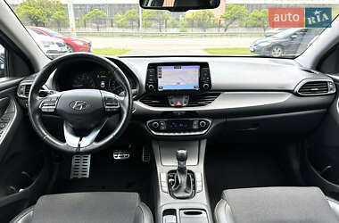 Фастбек Hyundai i30 2019 в 