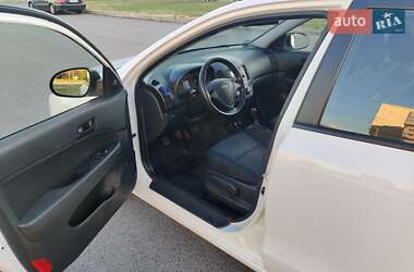 Хэтчбек Hyundai i30 2008 в 