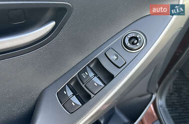 Хэтчбек Hyundai i30 2013 в 