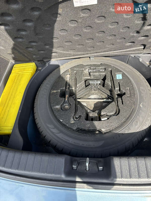 Хэтчбек Hyundai i30 2009 в Житомире