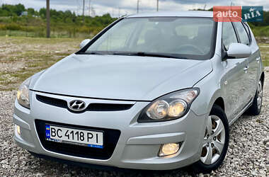 Хэтчбек Hyundai i30 2009 в 