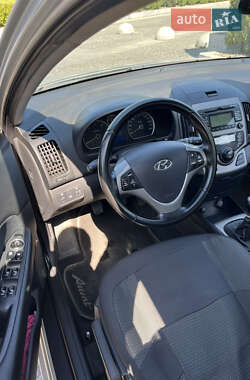 Универсал Hyundai i30 2008 в 