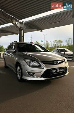 Универсал Hyundai i30 2012 в 