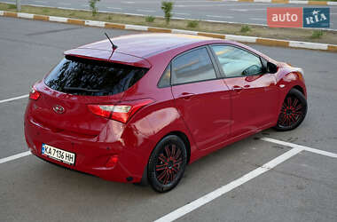 Хэтчбек Hyundai i30 2013 в 
