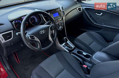 Хэтчбек Hyundai i30 2013 в 