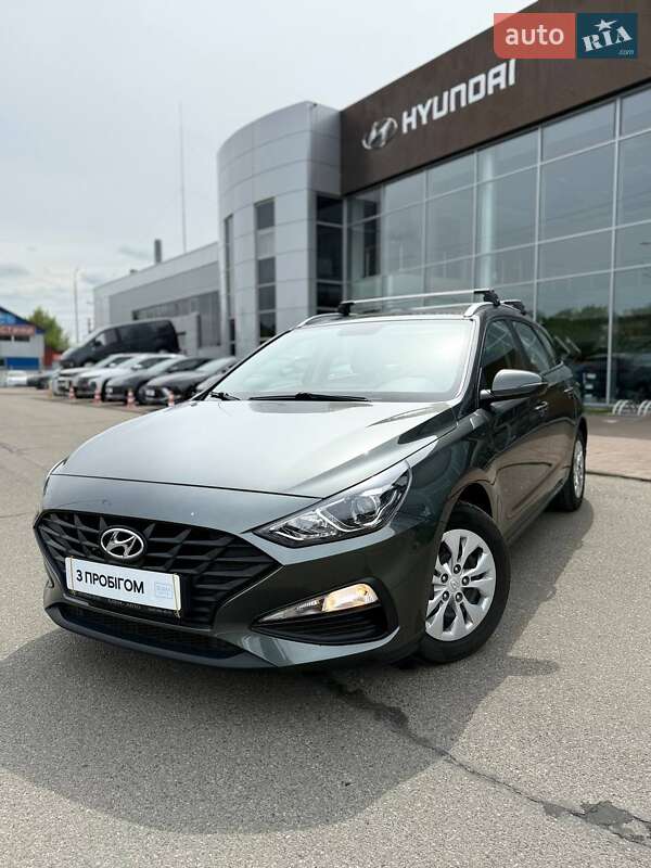 Hyundai i30 2021