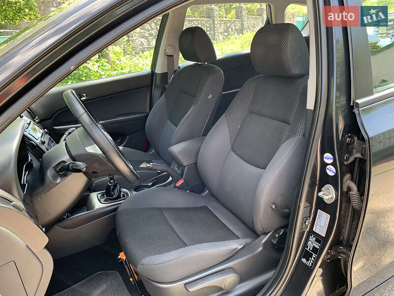 Универсал Hyundai i30 2009 в Виннице