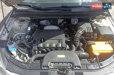 Хэтчбек Hyundai i30 2010 в 
