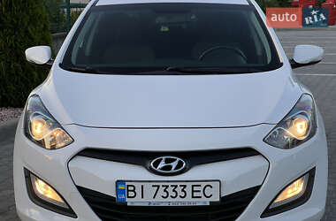 Хетчбек Hyundai i30 2013 в 