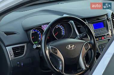 Хетчбек Hyundai i30 2013 в 