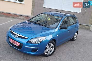 Универсал Hyundai i30 2010 в Нежине