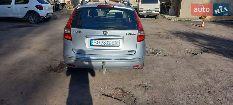 Универсал Hyundai i30 2008 в Тернополе