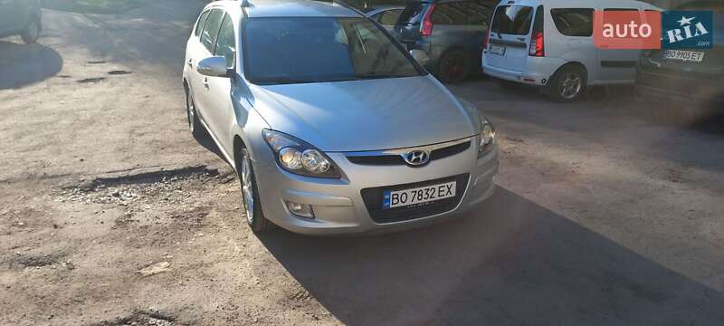 Универсал Hyundai i30 2008 в Тернополе