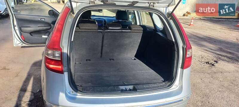 Универсал Hyundai i30 2008 в Тернополе