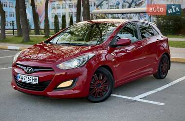Хэтчбек Hyundai i30 2013 в Киеве