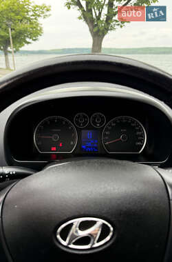 Хэтчбек Hyundai i30 2009 в 