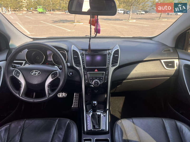 Хэтчбек Hyundai i30 2012 в Николаеве