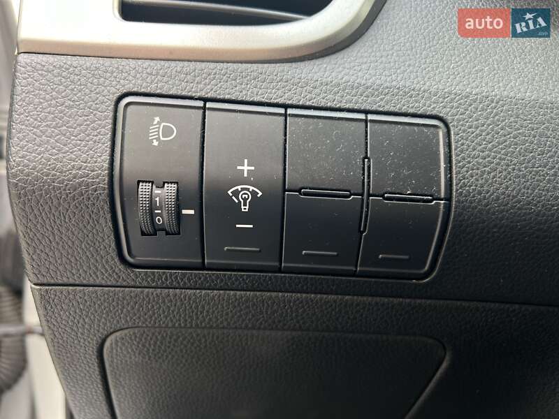 Хетчбек Hyundai i30 2014 в Києві