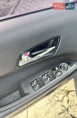 Хетчбек Hyundai i30 2008 в 