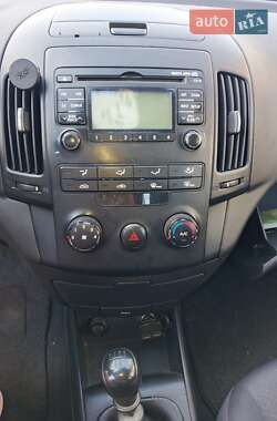 Хэтчбек Hyundai i30 2009 в 