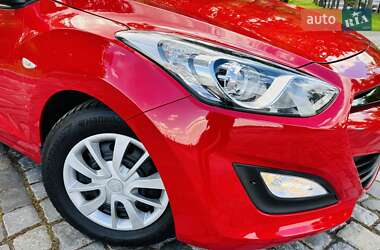 Хетчбек Hyundai i30 2013 в 