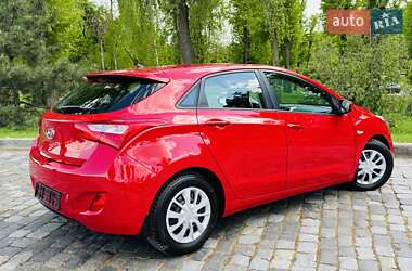 Хетчбек Hyundai i30 2013 в 