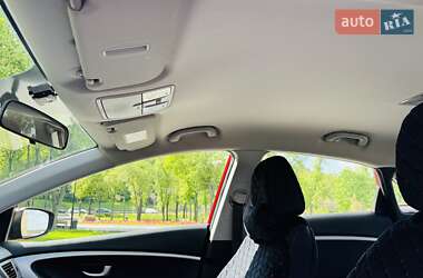 Хетчбек Hyundai i30 2013 в 
