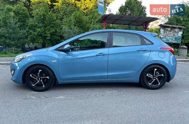 Хетчбек Hyundai i30 2013 в 