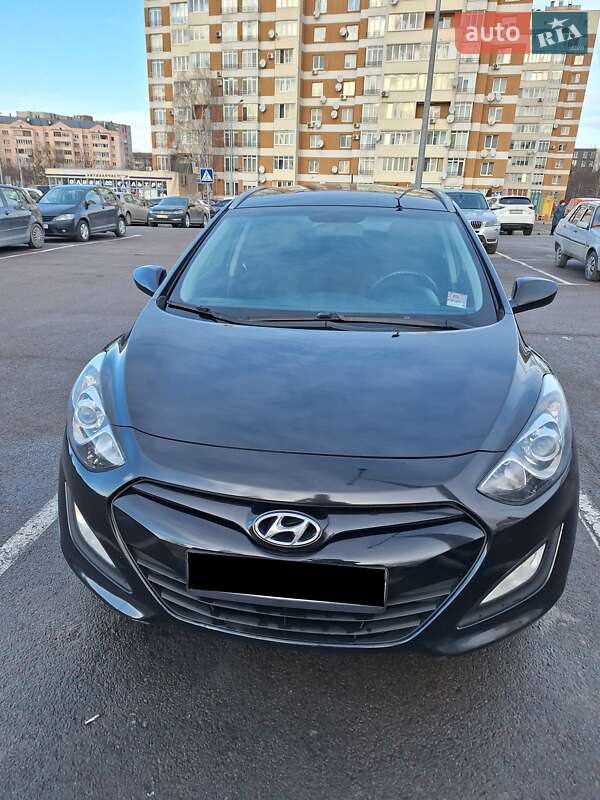Універсал Hyundai i30 2013 в 