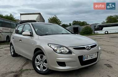 Хэтчбек Hyundai i30 2009 в Хмельницком