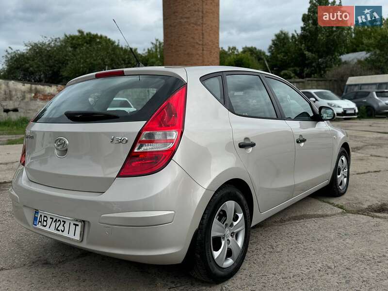 Хэтчбек Hyundai i30 2009 в Хмельницком