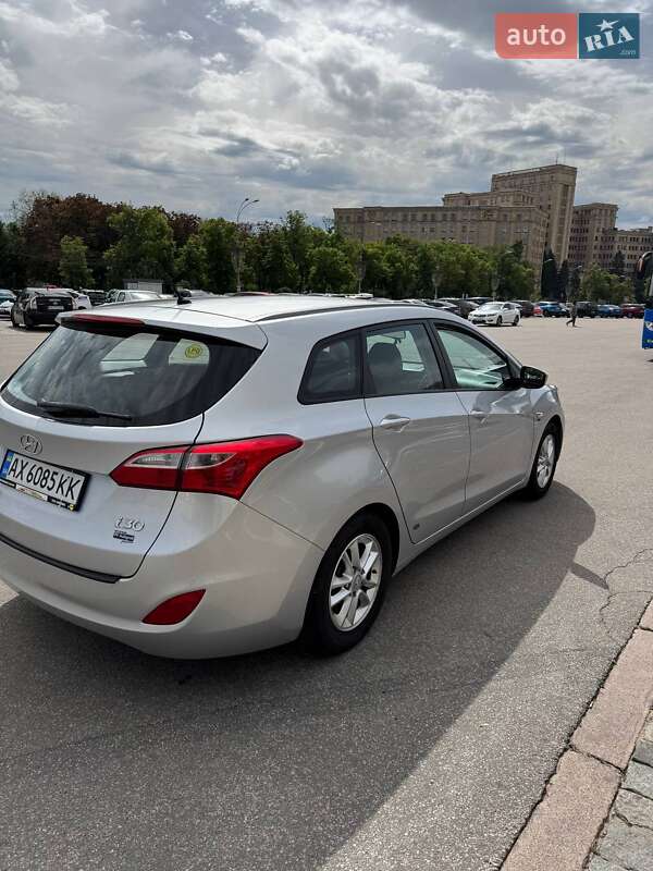 Универсал Hyundai i30 2012 в Харькове