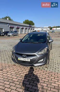Хэтчбек Hyundai i30 2013 в 