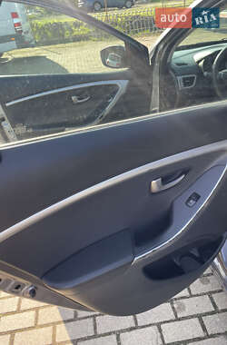 Хэтчбек Hyundai i30 2013 в 