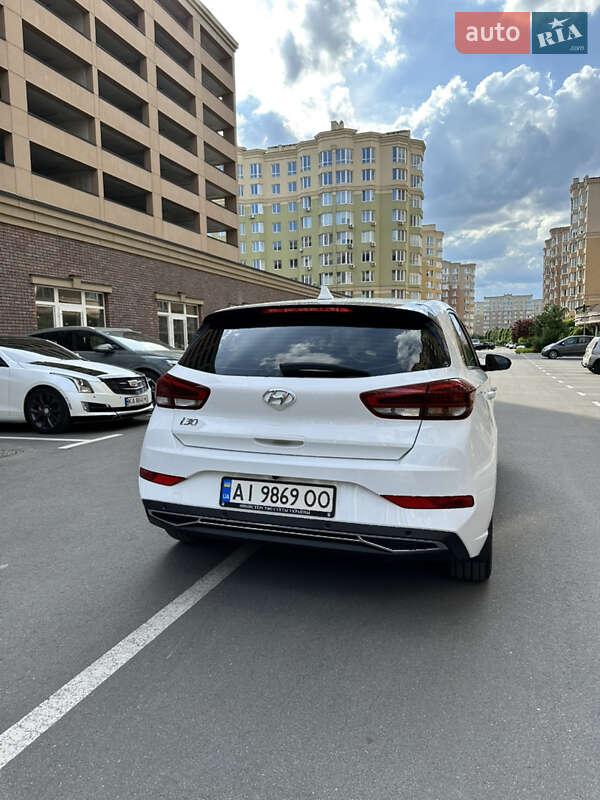 Хетчбек Hyundai i30 2022 в Софіївській Борщагівці