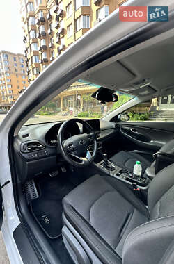 Хетчбек Hyundai i30 2022 в 